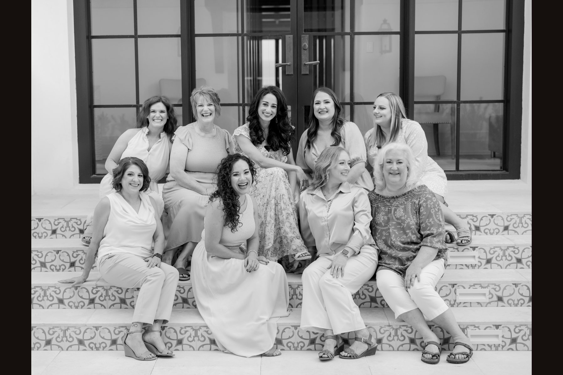 Women of the retreats together at 30A, Florida