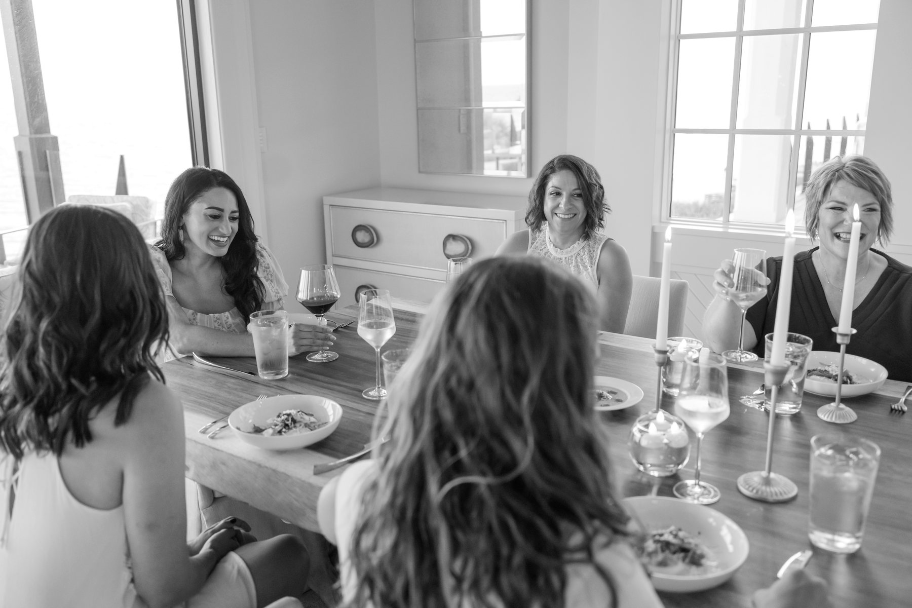 Women of the retreats together at 30A, Florida